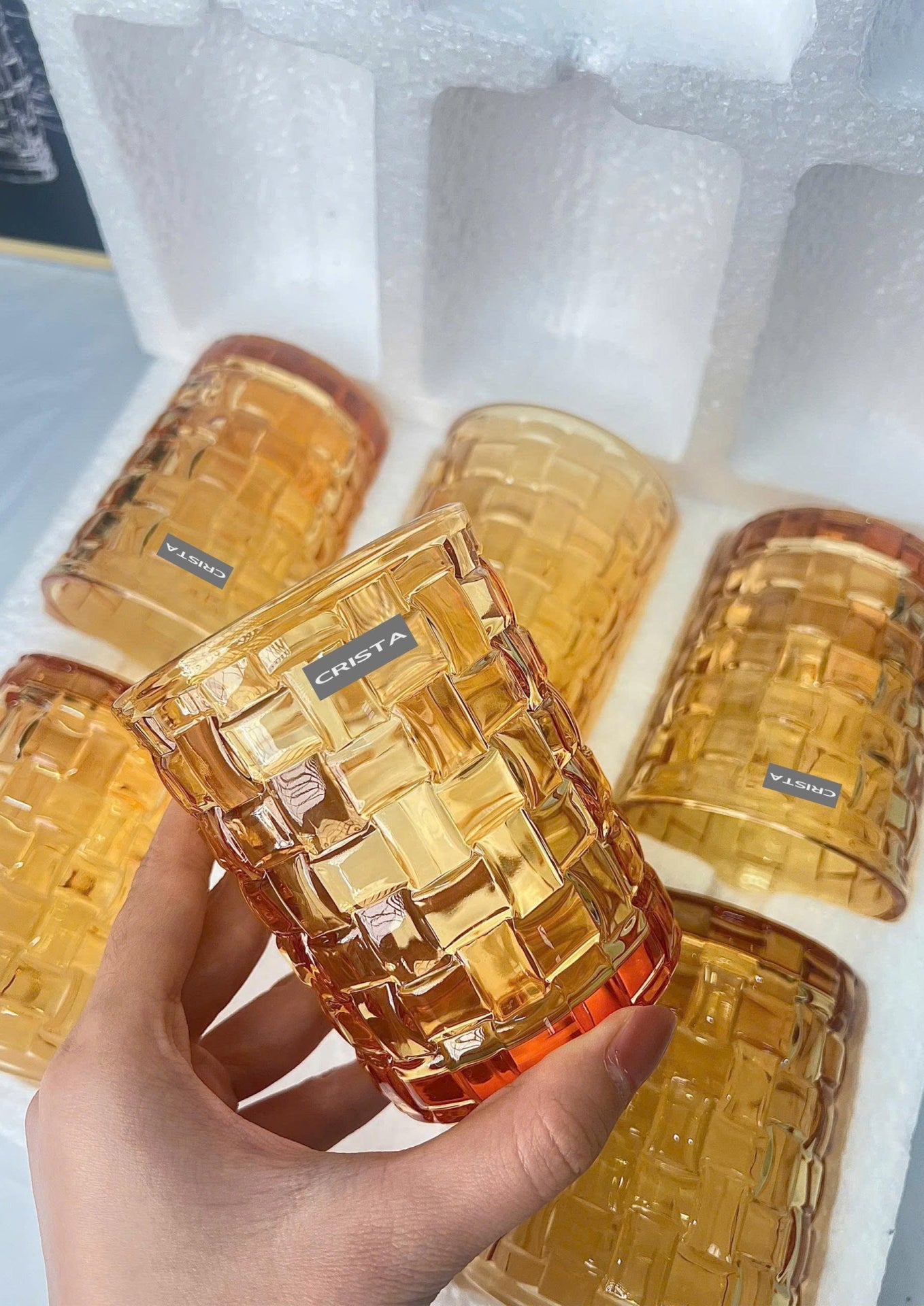 SET OF 6 CHECKERED PATTERNED GLASS CUPS – YELLOW